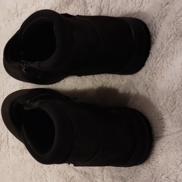 Cloudsteppers By Clarks Womens Black Ankle Boots Size 9 Cushion Bootie - Picture 12 of 13